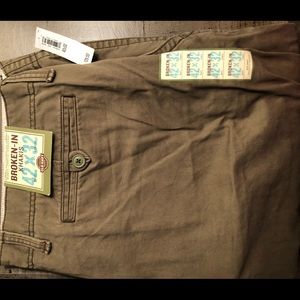 Old Navy Men’s Broken in Khaki Pants